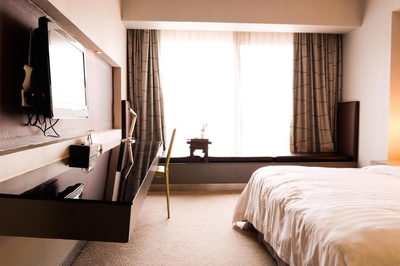 Yi-Wu Commatel Hotel 広州 エクステリア 写真
