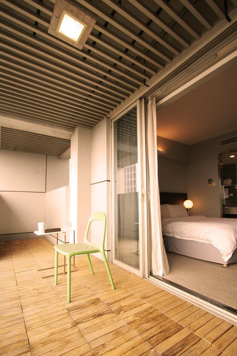 Yi-Wu Commatel Hotel 広州 エクステリア 写真